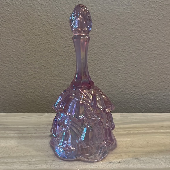 Vintage Fenton Iridescent Pink Rainbow Lily of the Valley Glass Bell - Picture 2 of 3